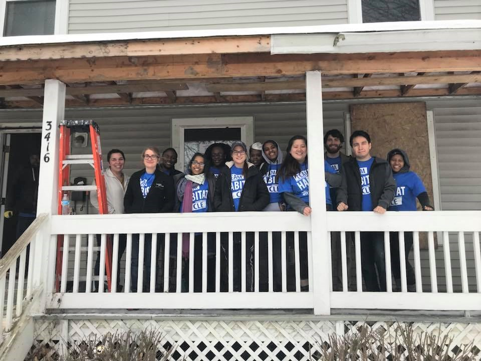 Students volunteer with Habitat for Humanity Columbus State Community
